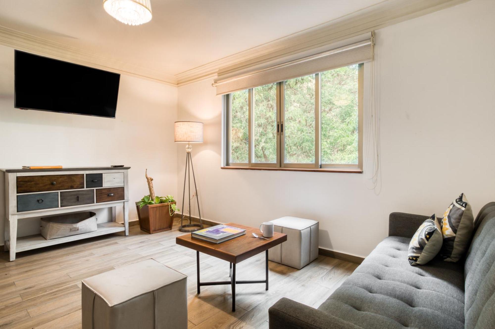 Appartement Tokio Ciento Diez *
